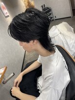 フラワーバイ ビーガーデン(FLOWER by B.GARDEN)&nbsp;センターパートウルフカット