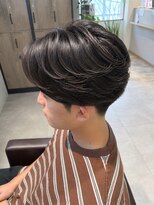 バンブーグラス バイ ユアーズヘアー(Bamboo grass by youres hair) 韓国風毛流れパーマ×センターパート