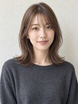 ベルス(bellus)&nbsp;秋冬モカベージュ×顔周りレイヤーミディアム 20代　30代　40代