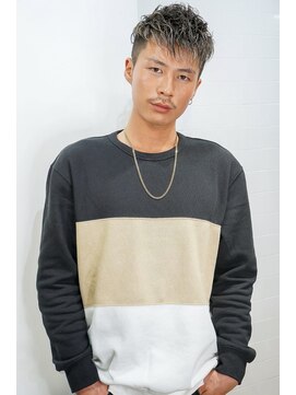 ローレル(Laurel) Laurel心斎橋○森拓也○ツイストフェザーマッシュ