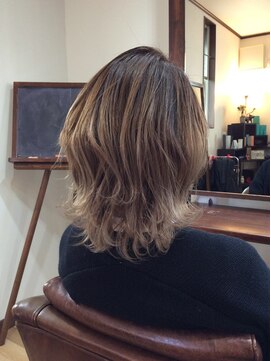 ベル メール(BELL MER) バレイヤージュカラー