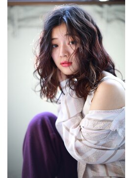 クロム バイ リエット(Chlom by Lietto) Chlom☆新宿 ハイライトベージュイルミナカラーハンサムショート