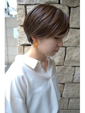 ヌード(NUDE) 「NUDE」#グラボブ シアカラー 艶カラー 濡れ髪 くびれショート