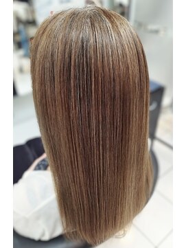 ヘアースタジオ ジェイワン(hair studio J ONE) 40代50代60代エイジング＆カラーでダメージ毛のエアーストレート
