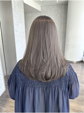 ザック ヴィ(ZACC  vie) レイヤーカット/ヘーゼルグレージュ