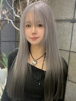 ゼスト フィーノ(ZEST fino) 茶色からでもなれる！ホワイトシルバー 姫カットも相性〇/立川