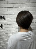 ショートボブ×ダークグレージュ