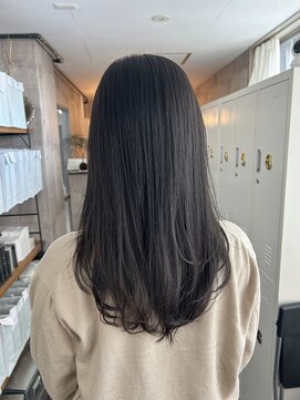 トゥーミー(to mee) スモーキーアッシュ♪【新田】