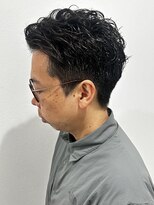 ヒュイル バイ ニアウ(Hwyl by Niau) メンズショートパーマニュアンスパーマシャドパーマ刈り上げ