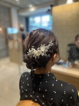 クーレ ビオトープ(+ CURE biotope)&nbsp;お呼ばれシニヨンアレンジ