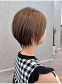 小顔見せショートベージュカラーブリーチしない透明感カラー