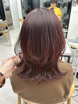 ビューナゴヤ 名駅(VIEW NAGOYA)&nbsp;レイヤーカット/ミディアムレイヤー/ピンクブラウン/くびれヘア