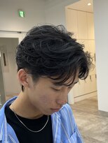 フィフスパーク(fifth PARK) 渋谷フェザーパーマfifthセンターパートメンズパーマ毛流れ色気