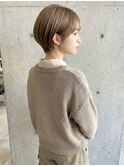 くびレイヤーエモージュグレージュカラーくびれショート【立川】