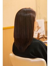 グラッシーヘアー(GLASSY HAIR)&nbsp;毛先レイヤーロングボブ
