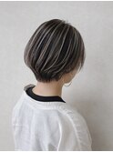ショートボブ　白髪ボカシハイライト　名東区美容室ケアブリーチ