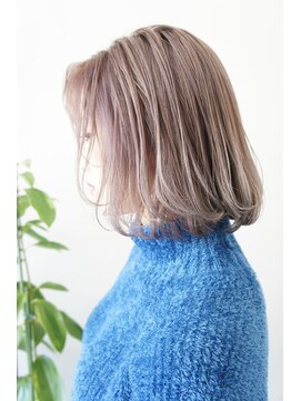 ローレン(Rolen.) Rolen.レイヤーボブ　パープルミックスホワイトベージュ