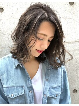 トルネード(TORNADO) ビターチョコレートハイライトボブ