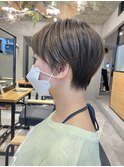 大人かわいいヘアマッシュショート20代30代カーキグレージュ