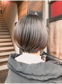 丸みショートボブ