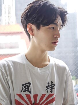 アカ(ACA) 刈り上げ　バーバー　パーマ　マッシュ　ツイスト　スパイラル