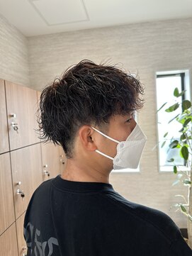 コンティバイミラートーク(CONTY by MIRROR TALK) 波巻きパーマ