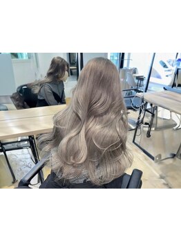 《ブリーチしたいけど、ダメージが気になる方にも◎》ブリーチに特化した髪質改善トリートメントが人気＊