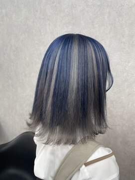 アン ブリーチ 大宮駅東口店(UN BLEACH) ブルージュ×シルバーグレーのアンブレラカラー♪