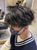 リタ(rita.) ツイストスパイラルパーマ 林 直人