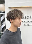 セットいらずでキマる、影感パーマ