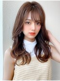 暗髪でも出せるこなれ感フェイスレイヤー×ナチュラルセミロング