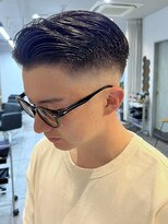 ヨロ(YORO)&nbsp;爽やか七三フェード