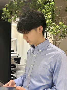 デキる男の身だしなみ！爽快カット＆トレンドニュアンスパーマで「乾かすだけ」で決まるスタイルへ☆