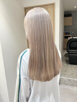 リアン(Lien)&nbsp;ホワイトベージュ/ダブルカラー/ブリーチ/ロングヘア/髪質改善