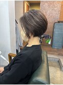木村法子【ショートレイヤー×白髪ぼかしハイライト】