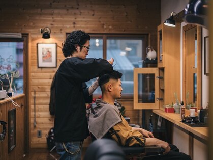 BARBER SHOP 8up’sの写真