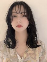 アクシュ(aqush)&nbsp;切りっぱなしセミロングスタイル