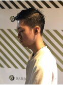 フェードカットスタイル【BARBER-BAR】