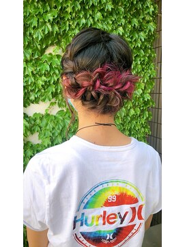 アロー(arrow) インナーカラーと編み込みアレンジ【みのり】