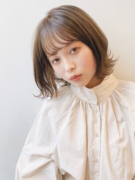 アピッシュ アオヤマ(apish AOYAMA) 小顔レイヤー