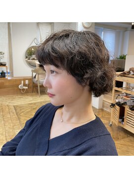 ラナ 渋谷(Lana) 【Chill】かわいい季節のピンクベージュクールショートボブルフ