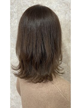 シュガービー(SUGAR-B) 【SUGAR-B】大人かわいいくびれソフトウルフ×ニュアンスカラー