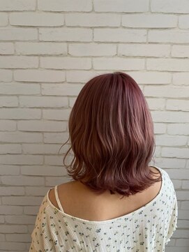 ビス ヘア アンド ビューティー 西新井店(Vis Hair&Beauty) 20代/ミディアム/ハイトーン/ブリーチ/ワインレッドカラー