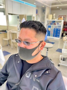 ヘアートーク アイズ(HAIR TALK I's) スキンフェード