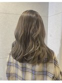 シナモンベージュ