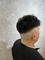 スピン 本八幡(SPIN)&nbsp;スペインカール/スパイキーショート/ブルーブラック/本八幡