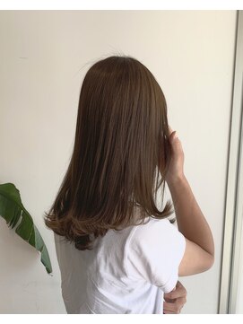 美容室 アイディー i-dee ミルクティーアッシュカラー