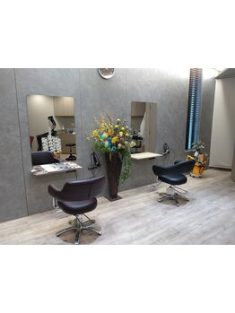 【春江駅】［カット＋カラー＋トリートメント￥6600] 学生向けのお手頃価格のクーポンやメニューあり◎