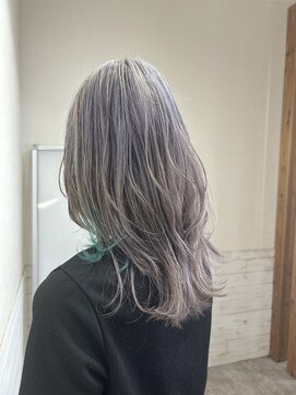 ヘアアンドメイク ルシア 奈良店(hair & make Lucia) ミントグリーンイヤリングカラー