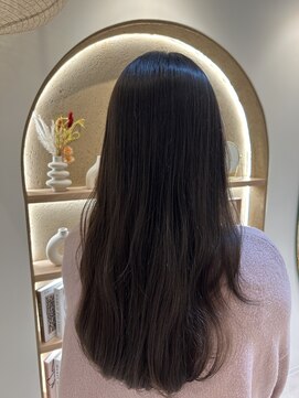 ジーナ 天王寺(Zina) 柔らかいブラウンカラー